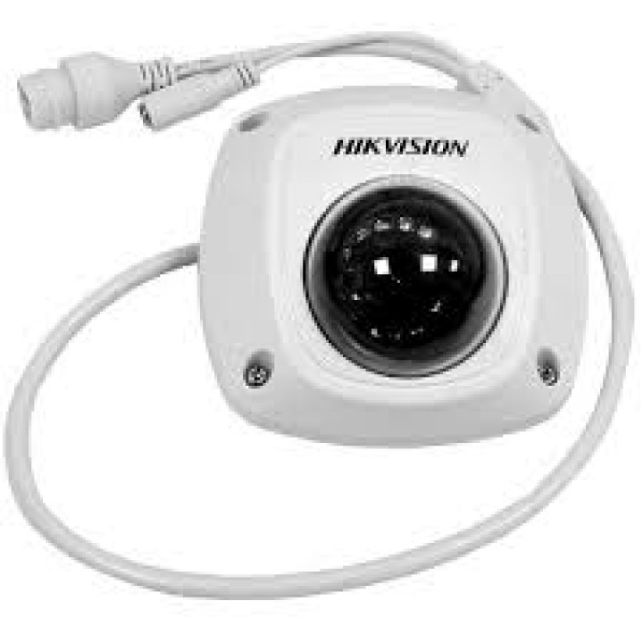 HikVision DS-2CD2542FWD-IS (2.8 мм) IP видеокамера на 4 MP